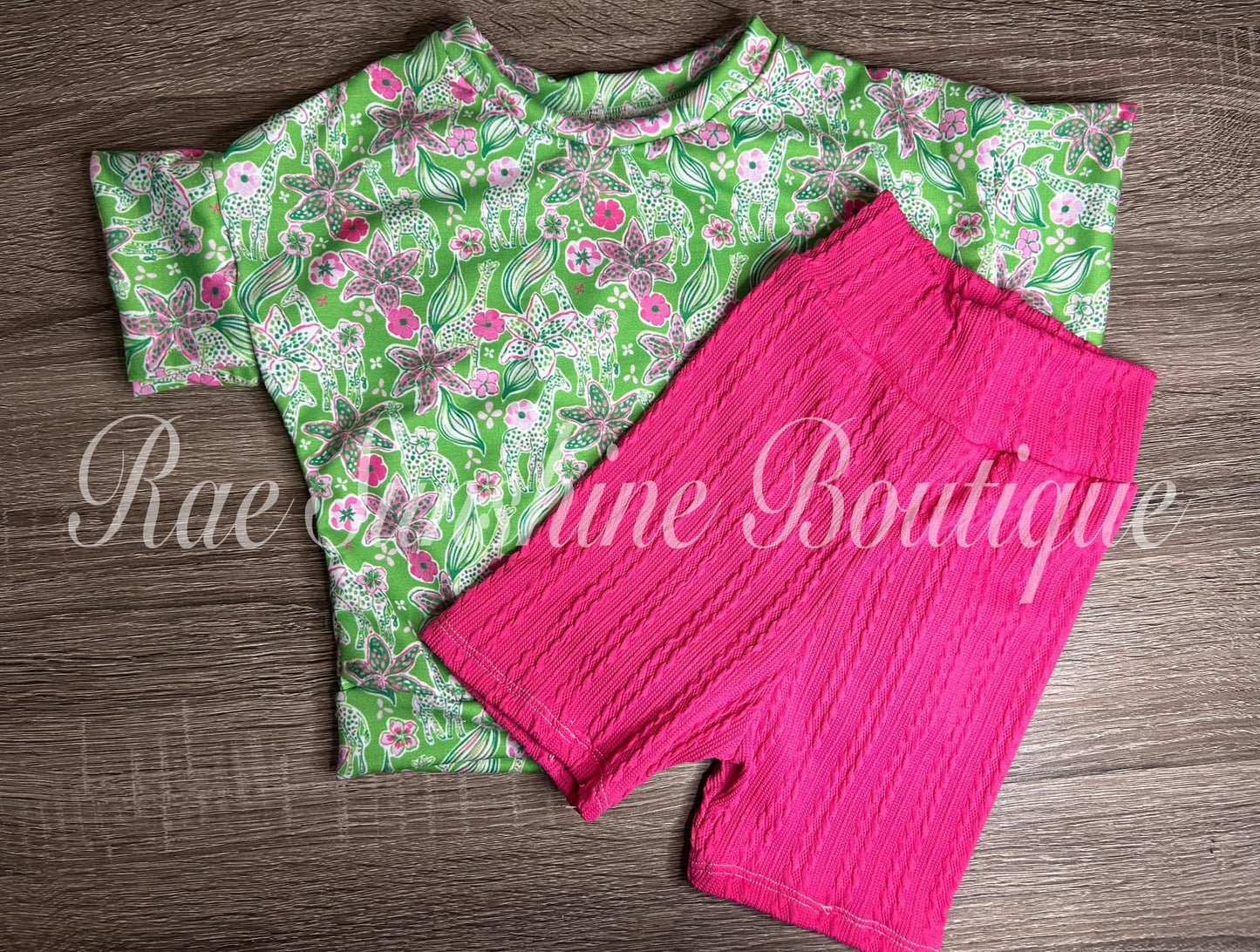 Short Sleeve Relaxed Tee