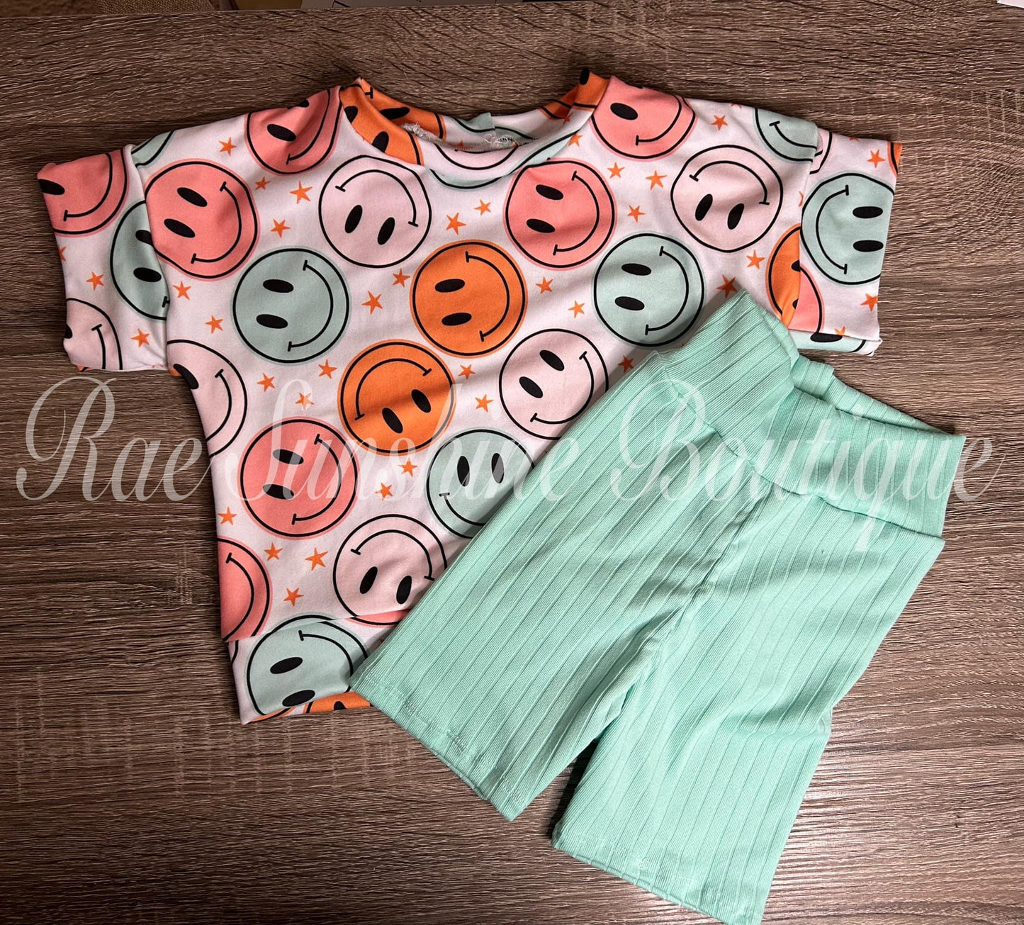Short Sleeve Relaxed Tee